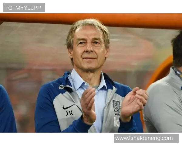 铁子足球明星因涉嫌违法被判入狱引发社会热议与球迷关注