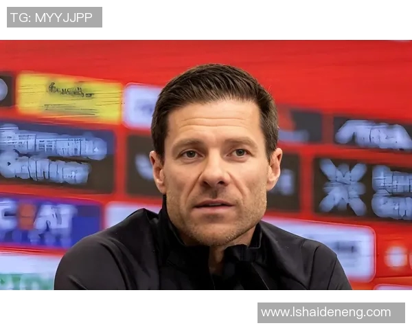 足球明星幽默采访趣事揭秘笑点不断引发球迷热议